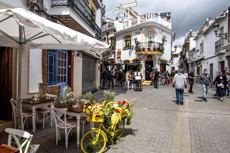 Nerja Apartamento Centro ภายนอก รูปภาพ
