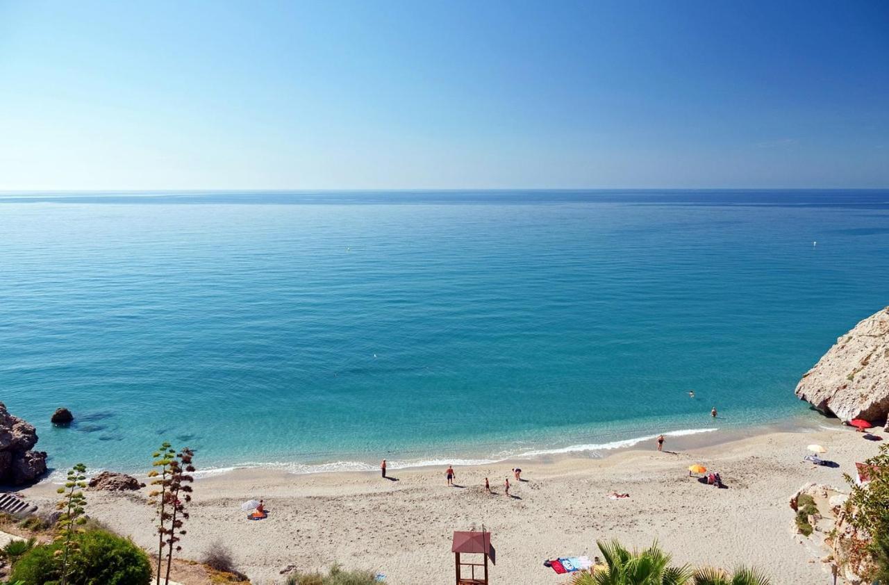Nerja Apartamento Centro ภายนอก รูปภาพ